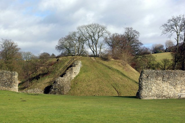 BERKHAMSTED CASTLE pPc Credit:geograph-org-uk